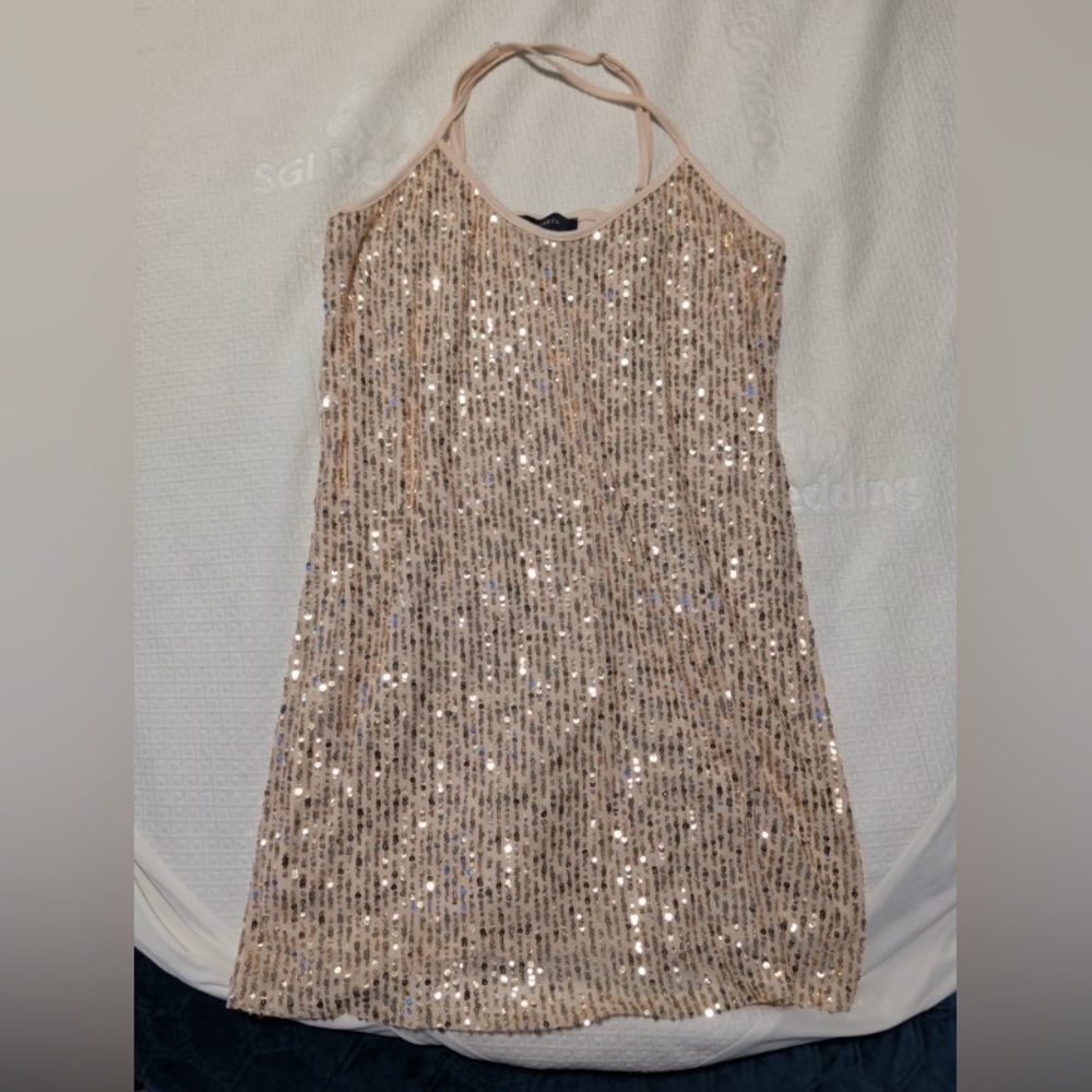 Forever 21 Sequin Embellished Top